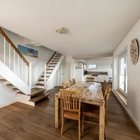 شقة Mit Sauna Und Balkon Zentral In