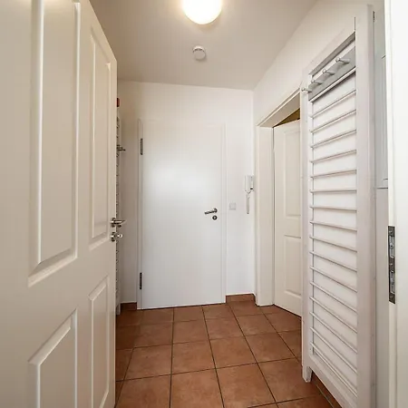 Διαμέρισμα Mit Sauna Und Balkon Zentral In